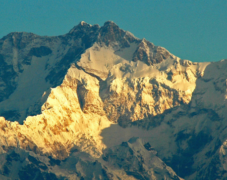 Indian citizen dies in course of climbing Mt Kanchenjunga