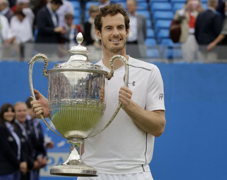 Murray beats Raonic to claim 5th Queen's Club title
