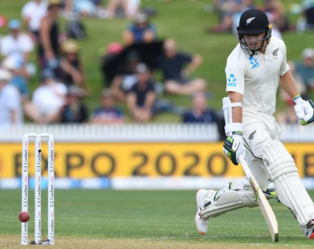 Australia lead by 347 runs after skittling out New Zealand
