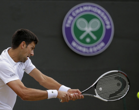 Querrey tops Murray at Wimbledon; Djokovic out; Federer wins