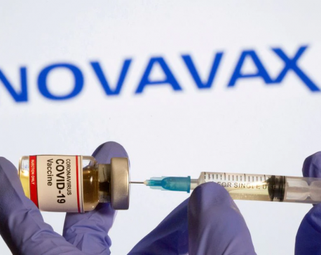 Novavax developing vaccine that targets new COVID-19 variant