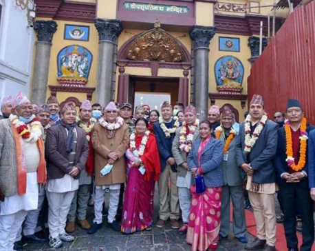 PM Oli offers special worship at Pashupati temple