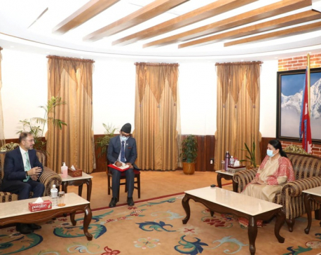 Pak envoy Shah pays a farewell call on President Bhandari