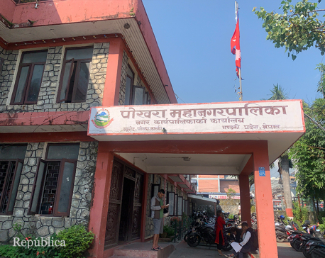 Pokhara metropolis suspends all but essential services after an employee contracts COVID-19