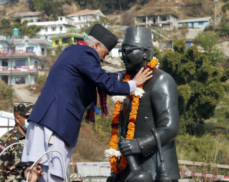 PM Deuba unveils statue of late leader Bhattarai
