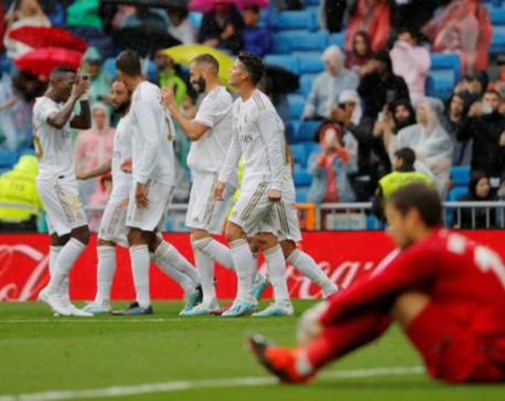 Real Madrid scrape 3-2 win over Levante
