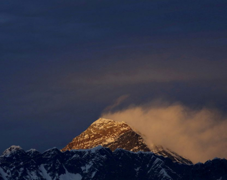 China to create 'line of separation' at Everest summit on COVID fears