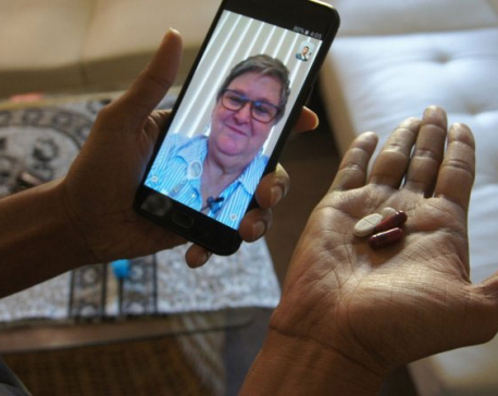 Selfie medicine: Phone apps push people to take their pills
