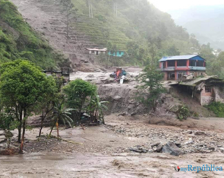 Sindhupalchowk flood: Debris in Bhotekoshi obstructs rescue operation