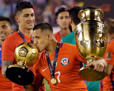 Chile's Alexis Sanchez wins Golden Ball for Copa America