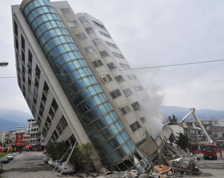 6 dead, 88 missing as quake hits Taiwan