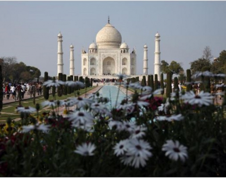 Coronavirus closes India's Taj Mahal, Mumbai to keep half its office workers home