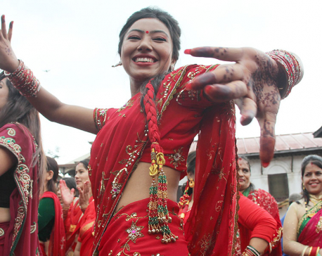 Happy Teej! : Women throng Pashupatinath