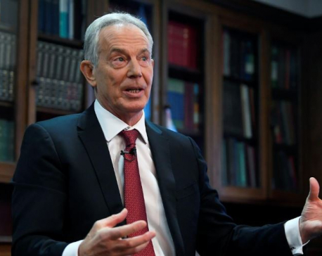 Blair tells Labour: change or face dustbin of history