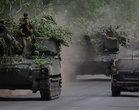 Russian forces cut off last routes out of eastern Ukraine city