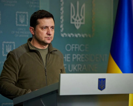 Russian troops advance on Kyiv as Ukrainian leader pleads for help
