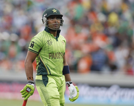 Pakistan's Akmal banned for breaching anti-corruption code