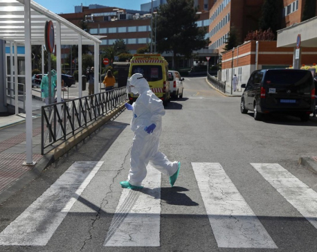 Nearly 12,300 Spanish health workers have coronavirus