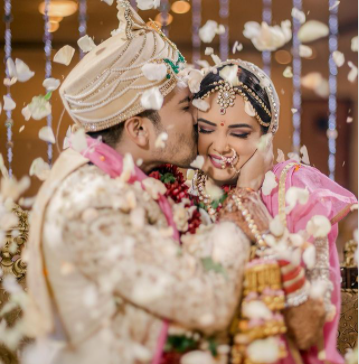 Bollywood singer Aditya married to Shweta