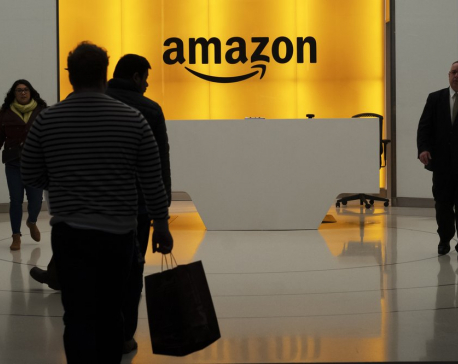 Looking to hire 30,000, Amazon plans nationwide job fairs
