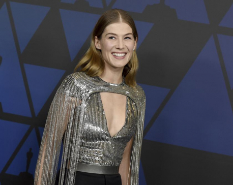 Rosamund Pike to narrate audiobook of ‘The Eye of the World’