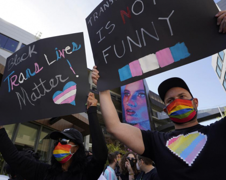Chapelle special spurs Netflix walkout; ‘Trans lives matter’