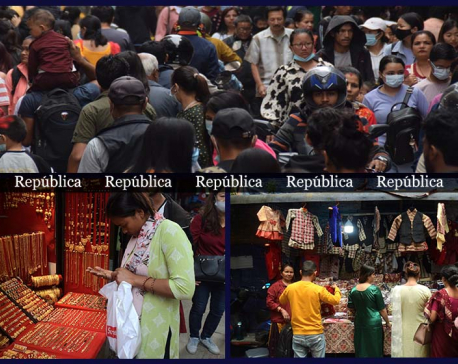 People throng Asan and New Road areas for shopping as Dashain begins today (Photo Feature)