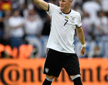 Germany's Bastian Schweinsteiger resigns from national squad