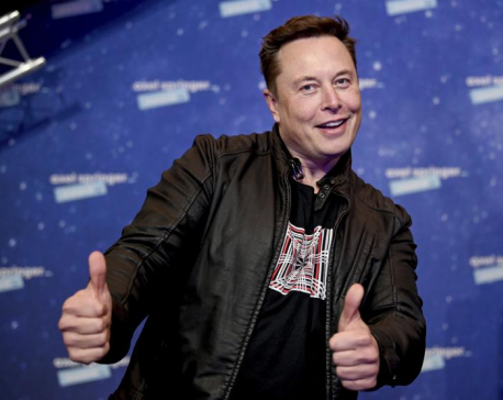 Tesla CEO Elon Musk adding SNL hosting job to his to-do list