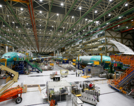 Boeing suspends load test for new 777X aircraft