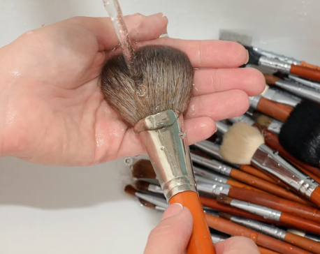 Here's how to really take care of your makeup brushes