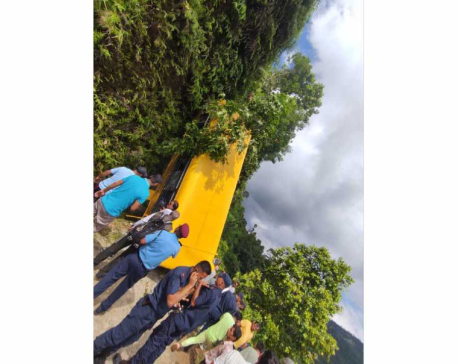 One dead and 29 injured in school bus accident in Pokhara (Update)