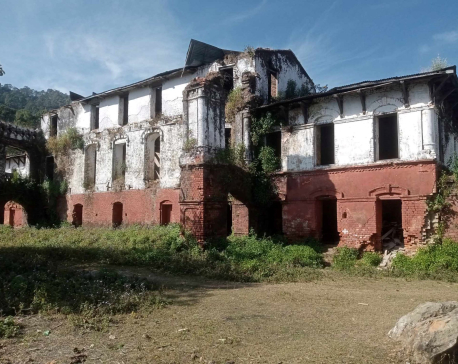 Historical Garbha Palace in state of neglect