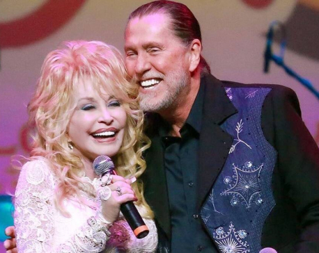 Singer Randy Parton, Dolly Parton’s brother, dies at 67