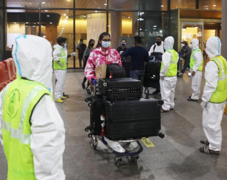Rules to stop coronavirus variant stoke chaos at Indian airports