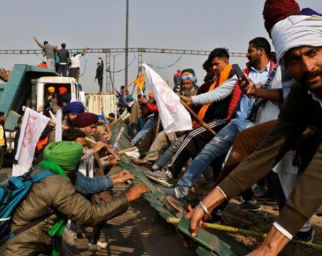 Indian police fire tear gas in clash with farmers on Republic Day