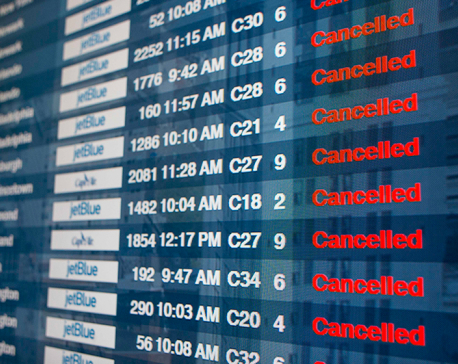 US airports in chaos as more than 2,700 flights canceled