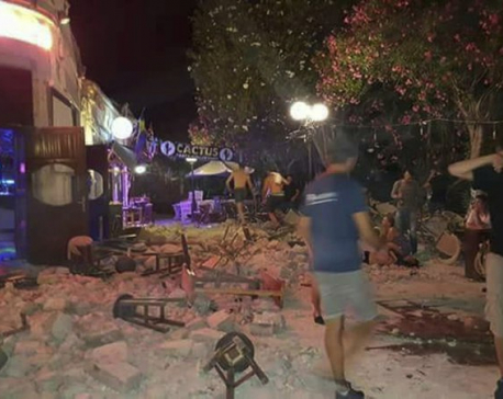 Quake damages buildings on Greek island; 2 killed, 120 hurt
