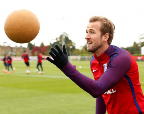 England lucky to have 'hot' Kane, says Hart