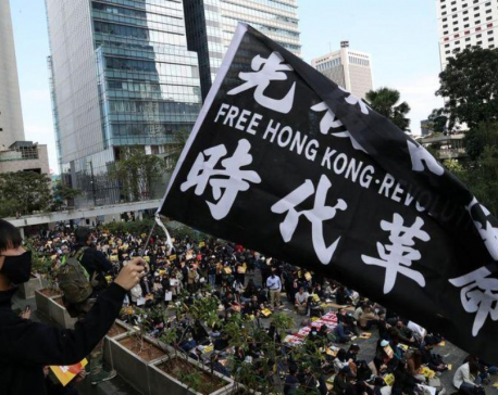 Hong Kong office workers begin week of lunchtime protests