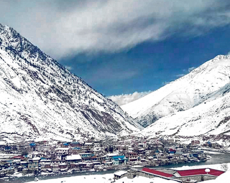 Snowfall affects life in Dolpa