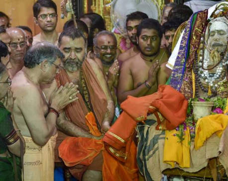 Kanchi Sankara Mutt’s Sri Jayendra Saraswathi laid to rest next to his guru