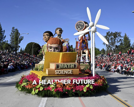 New Year’s Rose Parade marches on despite COVID-19 surge