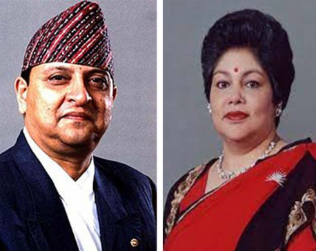 Former King Gyanendra and Queen Komal on oxygen support
