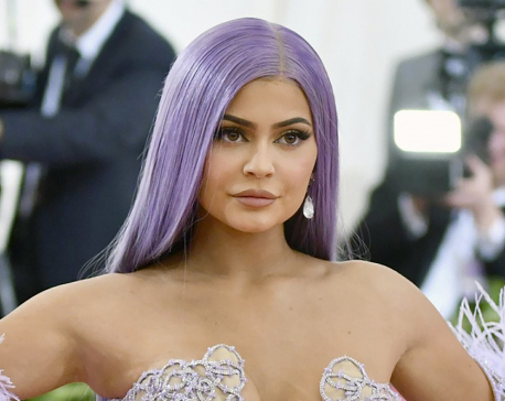 Kylie Jenner, Forbes spar over story on billionaire status