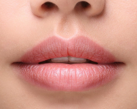 Get smooth, soft and healthy lips