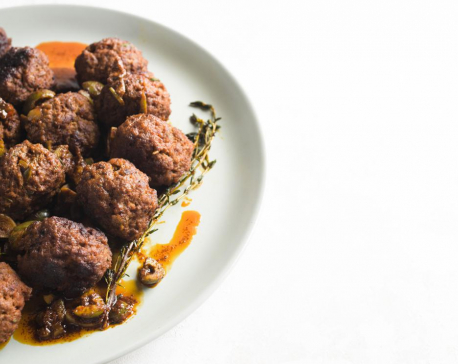 Recipe: Layer flavors for tastier Spanish meatballs
