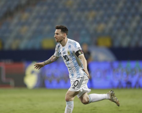 Argentina beats Ecuador at Copa, plays Colombia in semifinal