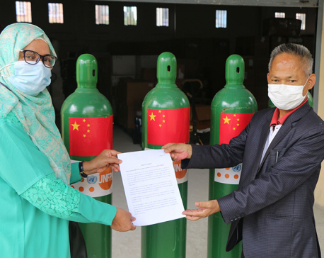 UNFPA delivers 800 units of oxygen cylinders to Nepal