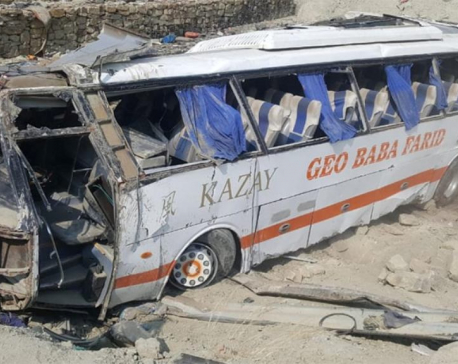 Nine members of Pakistan navy killed in bus crash - officials